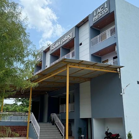 Hotel Shalini Palace Ratnagiri Bagian luar foto